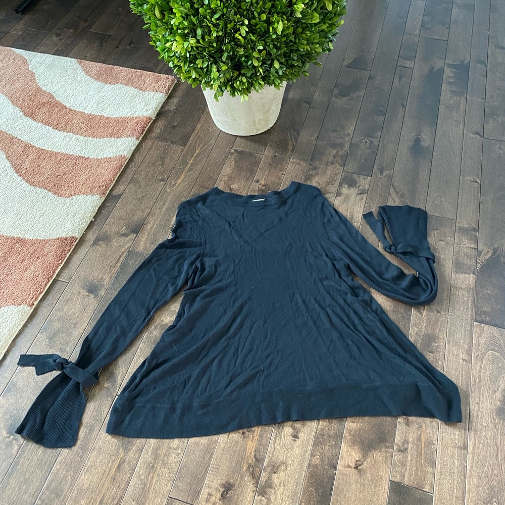 A New Day Large Black Long Sleeve Top with Tie Cuffs NWOT